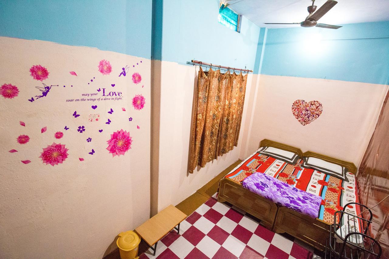 Somit Paying Bed & Breakfast
